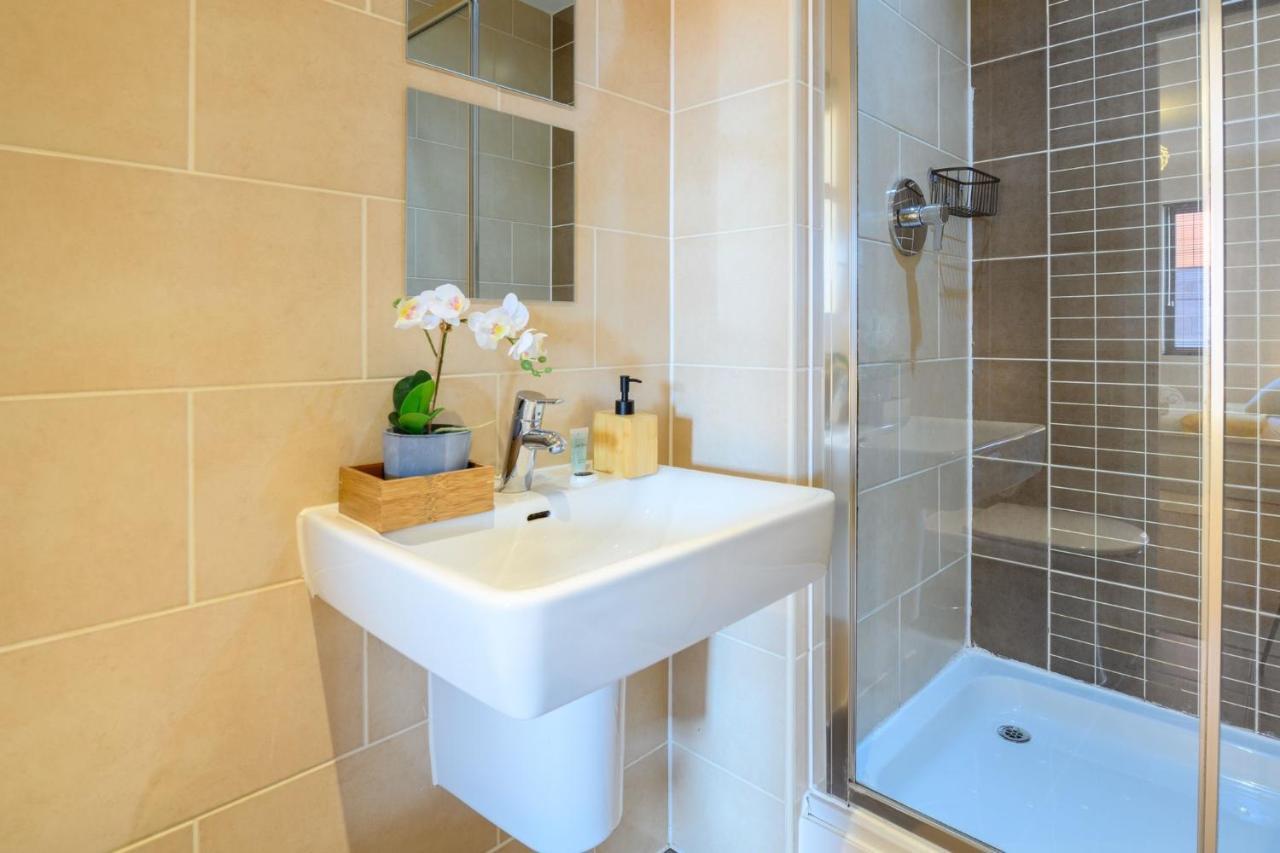 ליברפול Superb Apartment At The Gallery, Baltic Triangle מראה חיצוני תמונה